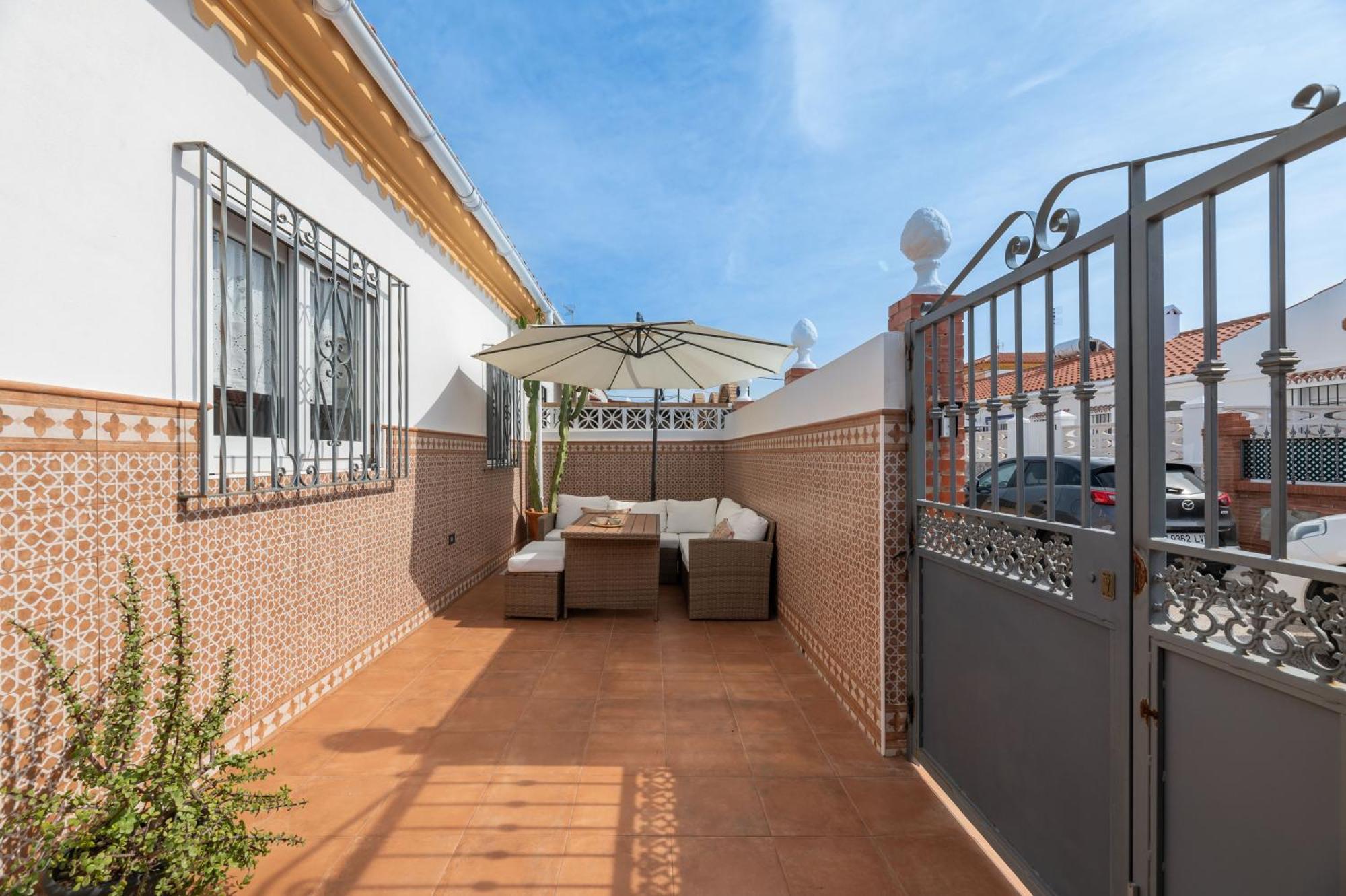 فيلا Casa Silvia - Piscina Y Playa مالقة المظهر الخارجي الصورة